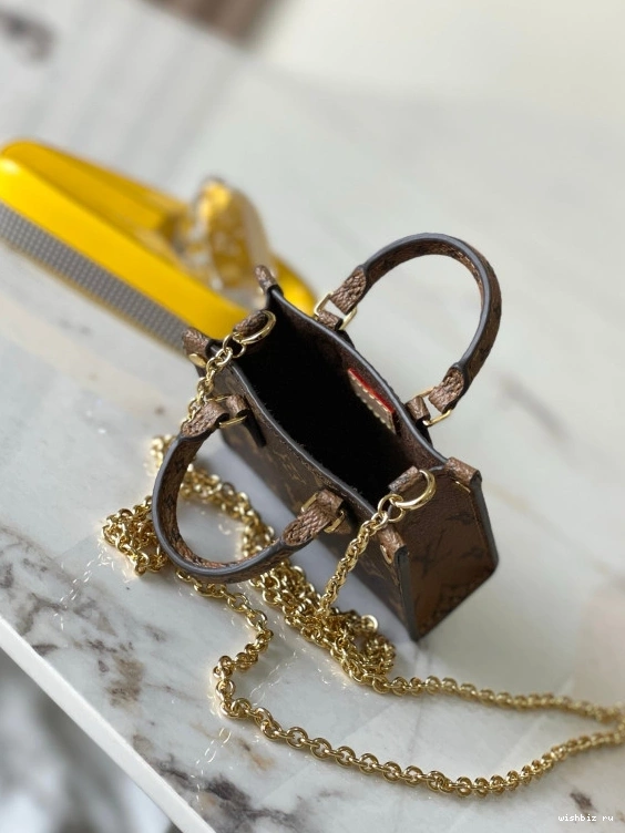 WIS LOUIS MICRO-8.5*3.5*10.5CM VUITTON ONTHEGO 0116